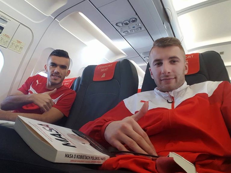 BIORĘ POD UWAGĘ TYLKO AWANS