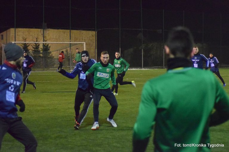 Dziewięć bramek w sparingu z Kryształem