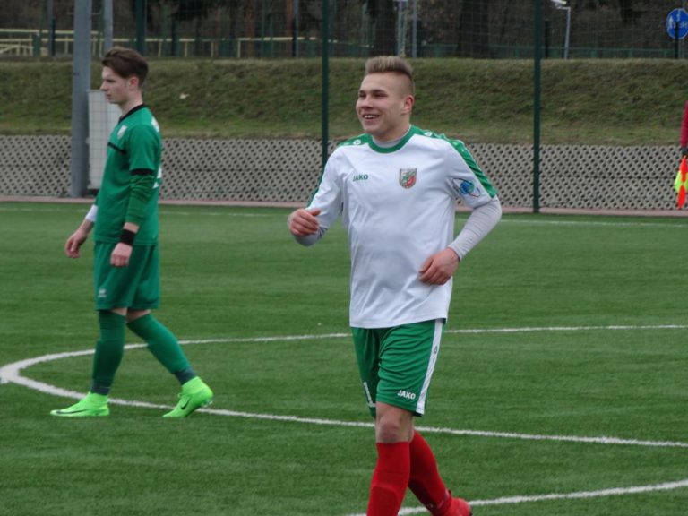 Juniorzy: Fotoreportaż z wygranego meczu z Chełmianką