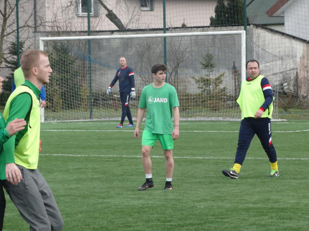Kolejna wysoka wygrana juniorów [FOTO]