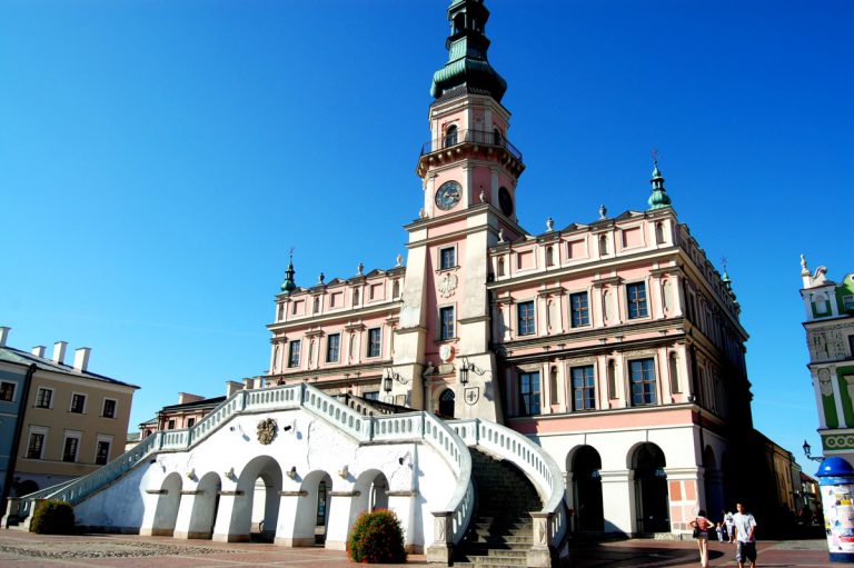 Zobacz drużynę, zadaj pytanie
