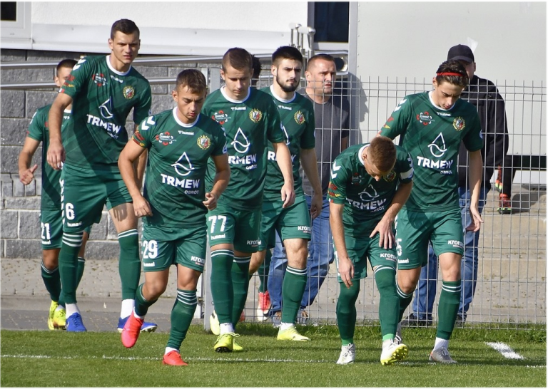 Rozdawnictwo na miarę awansu. Tomasovia w finale Pucharu Polski ZOZPN