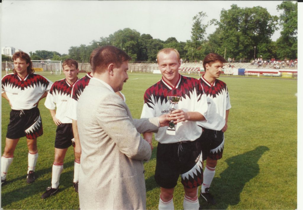 Nawiązać do tradycji