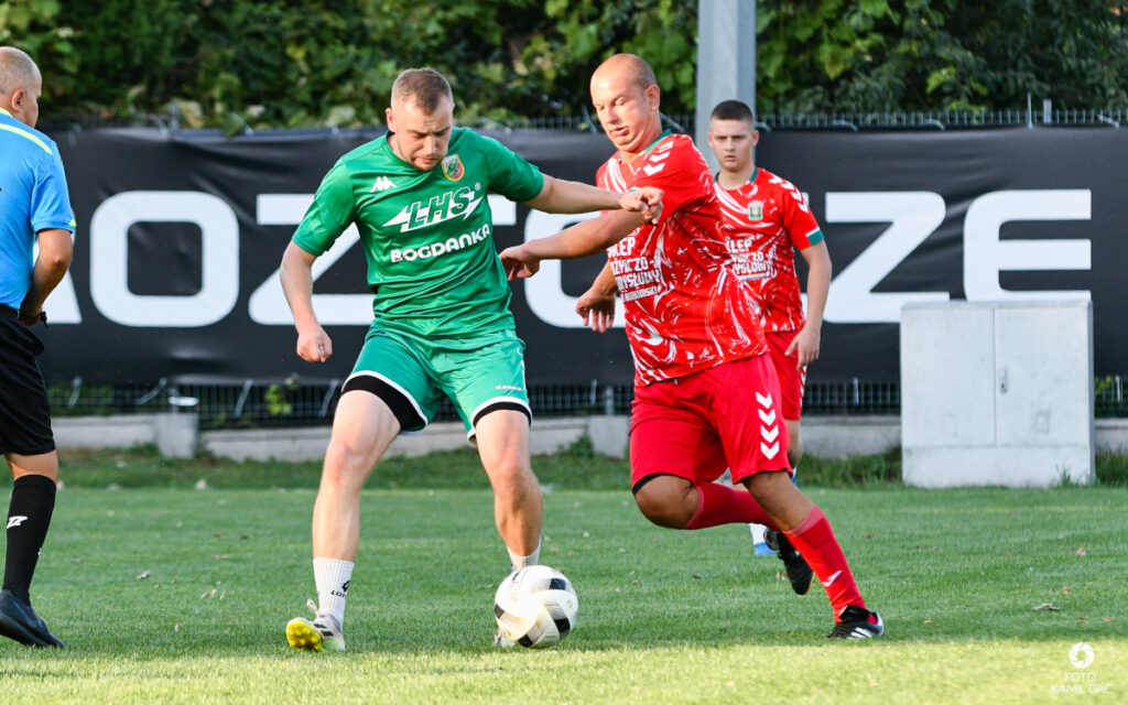Sparingowe testowanie „własnego” boiska