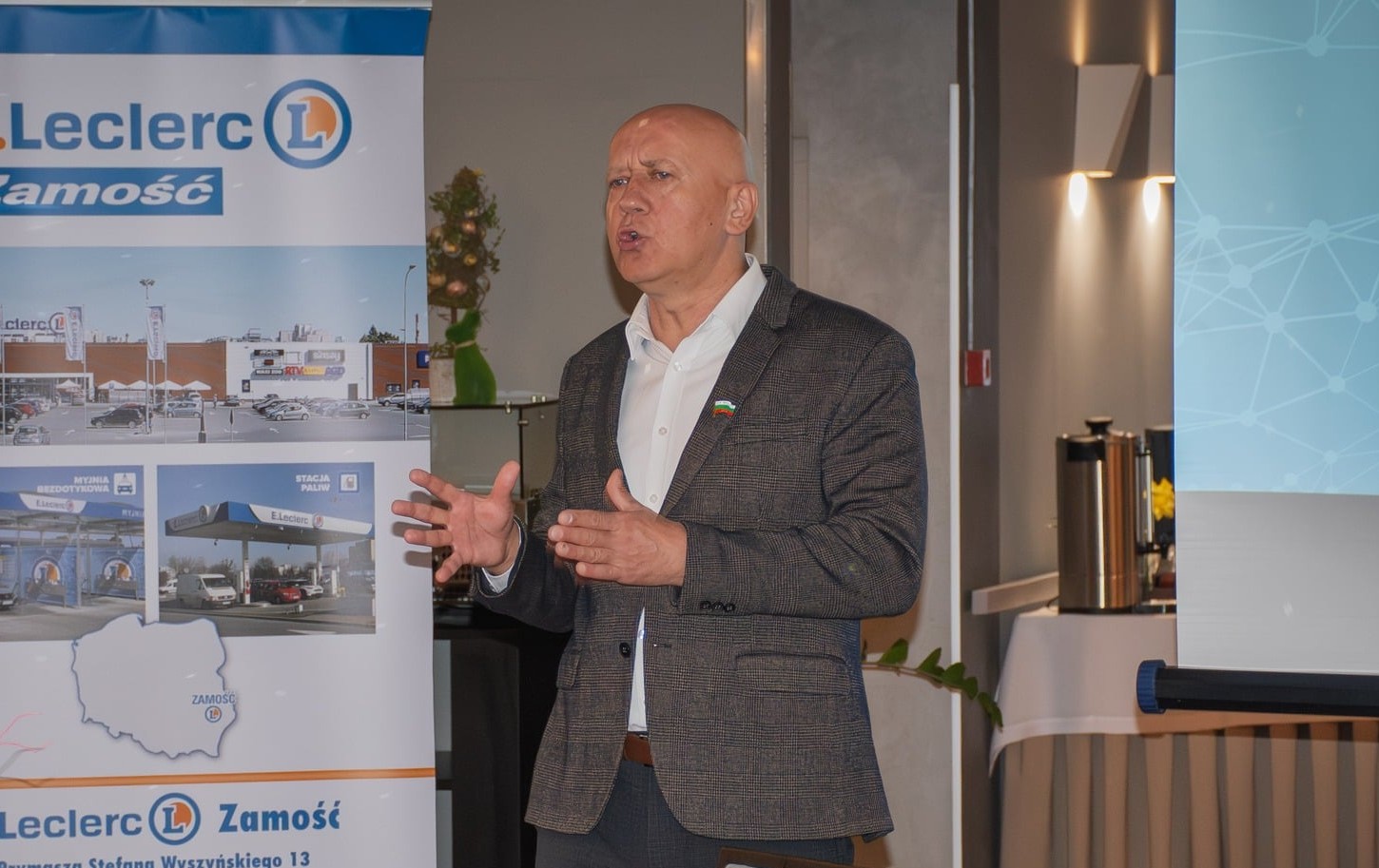 3b3e4e85-4422-4f4e-a259-34170bf33feb