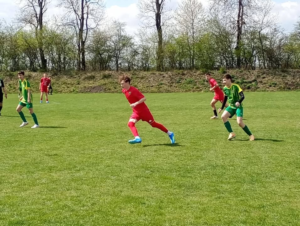 #U15 🤍💚❤️ W sobotę na boiskach za rotunda trampkarze starsi podejmowali Niedźwiadek Chełm facebook akademii – zdjęcie 7