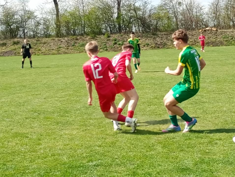 #U15 🤍💚❤️ W sobotę na boiskach za rotunda trampkarze starsi podejmowali Niedźwiadek Chełm facebook akademii – zdjęcie 4