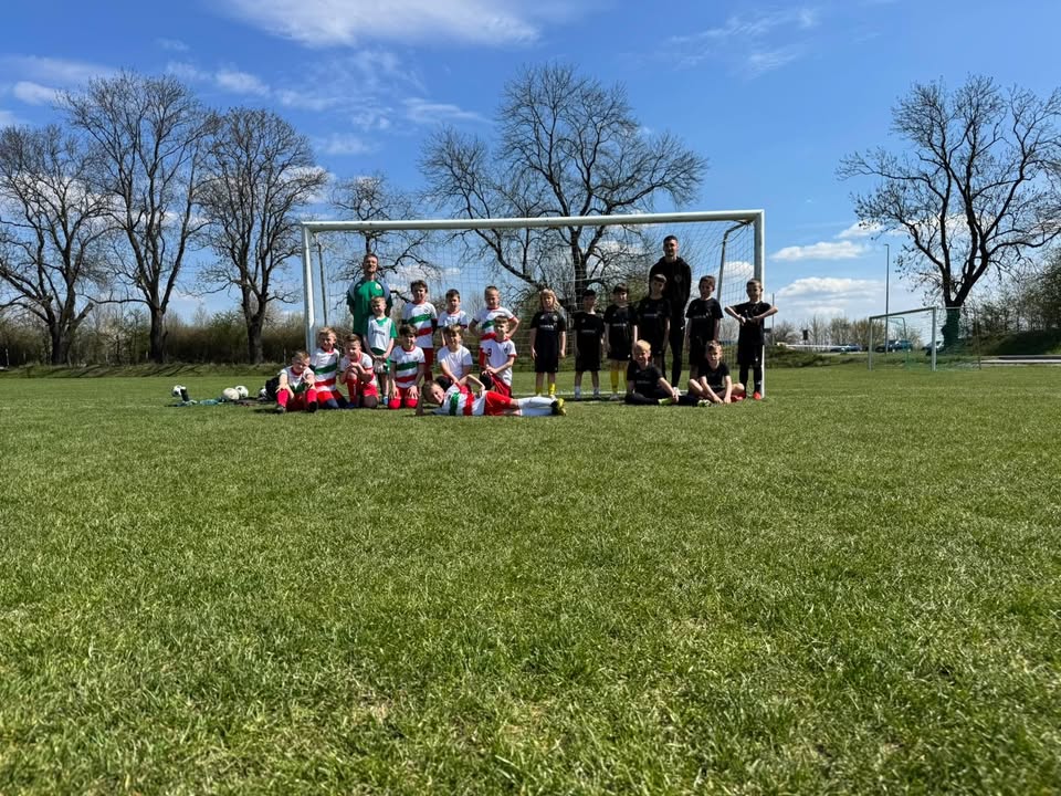 #U9 🤍💚❤️ Rocznik 2017 rozegrał sparing z Champion Chełm 👍 Mali Hetmanowcy doświadczyli 90minut intensywnej … facebook akademii – zdjęcie 1