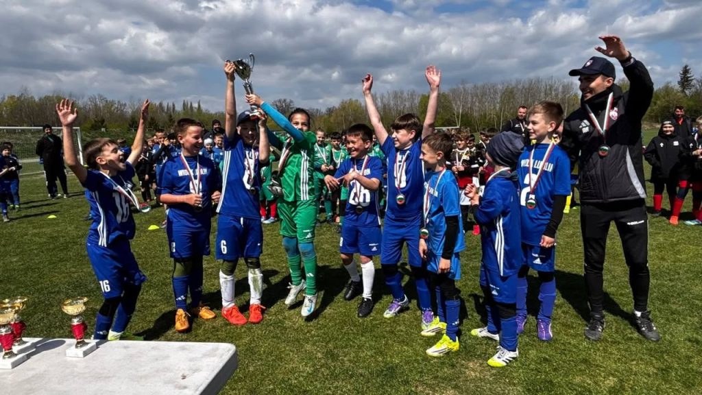 #U10 🤍💚❤️ Hetman Zamość CUP rocznik 2016 poziom grassroots ⚽ 🔝14 drużyn 🔝150 zawodników 🔝167 strzelonych go… facebook akademii – zdjęcie 2