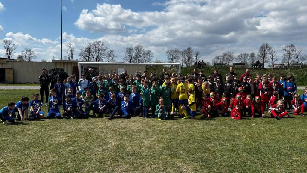 #U10 🤍💚❤️ Hetman Zamość CUP rocznik 2016 poziom grassroots ⚽ 🔝14 drużyn 🔝150 zawodników 🔝167 strzelonych go… facebook akademii – zdjęcie 9
