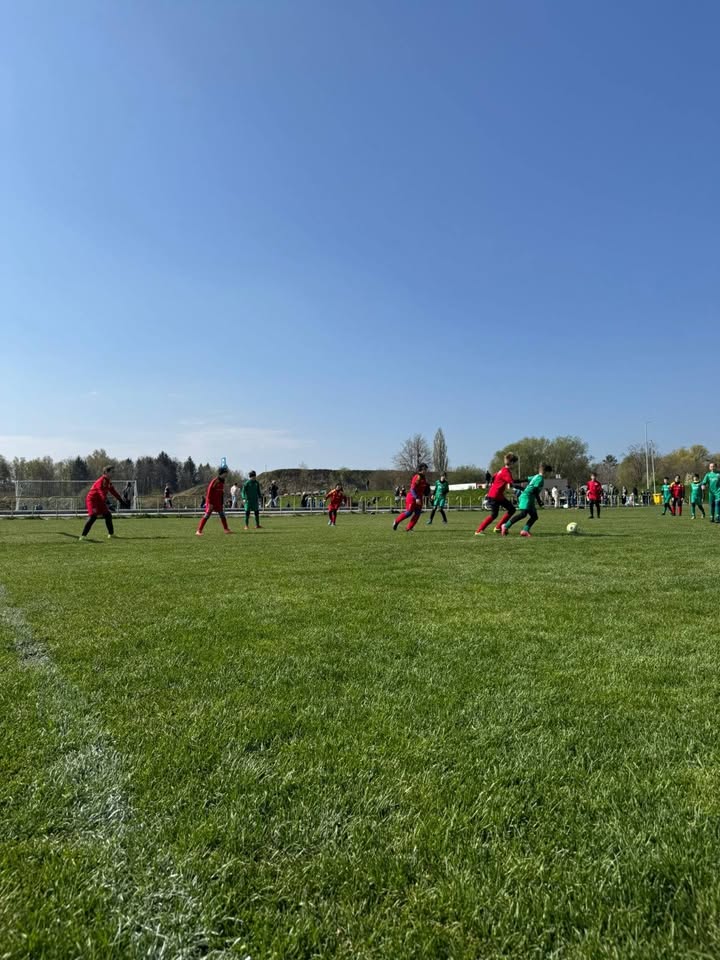 #U10 🤍💚❤️ Hetman Zamość CUP rocznik 2016 poziom grassroots ⚽ 🔝14 drużyn 🔝150 zawodników 🔝167 strzelonych go… facebook akademii – zdjęcie 3