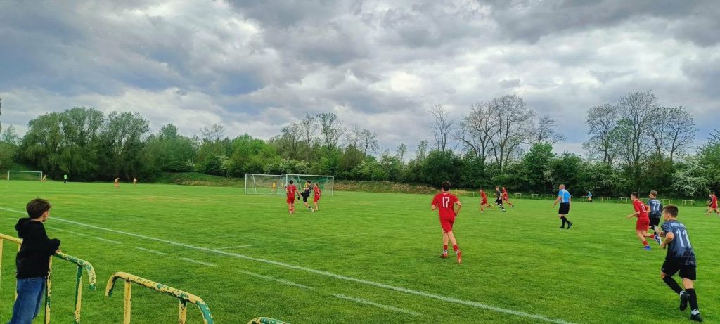 #U15 🤍💚❤️ W 9 kolejce II ligi wojewódzkiej zawodnicy Hetmana podejmowali u Siebie Vrotcovie Lublin facebook akademii – zdjęcie 6