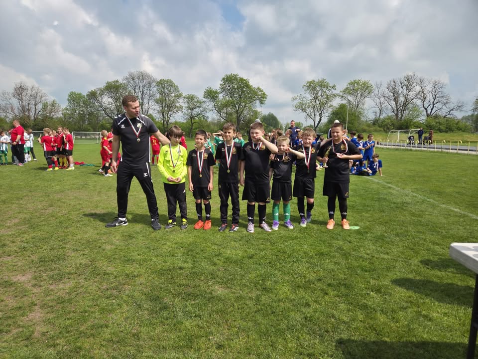 #U9 ⚪️🟢🔴 W niedzielę odbył się turniej Hetman Cup 2017 organizowany przez Hetman Zamość facebook akademii – zdjęcie 9