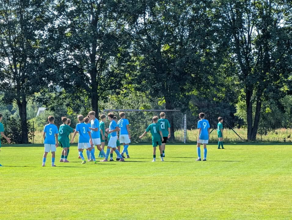 ⚽ Rocznik 2013 wchodzi w piłkę 11-osobową facebook akademii – zdjęcie 6