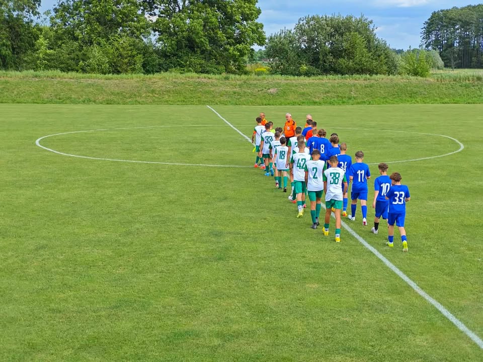 Rocznik 2013🟥 – udany start w II Lidze Wojewódzkiej Trampkarza facebook akademii – zdjęcie 4